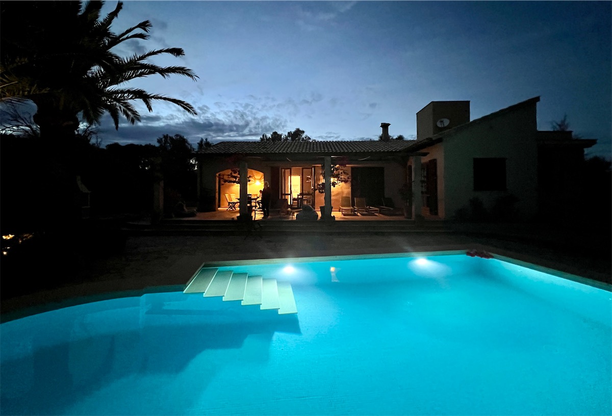 placeholder image-sq